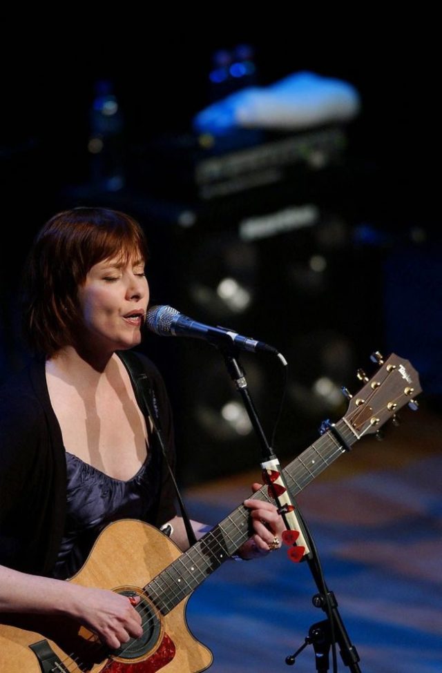 Suzanne Vega