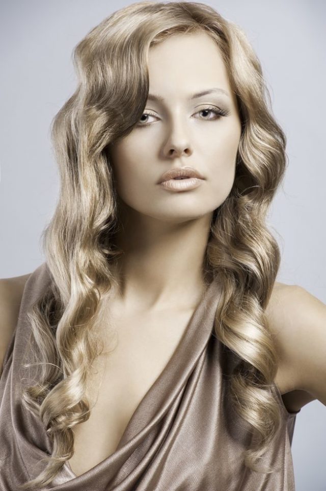 účes, vlasy, krásna žena, hairstyle, beauty, vlny, kadere