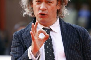 Dexter Fletcher