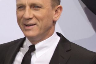 Daniel Craig