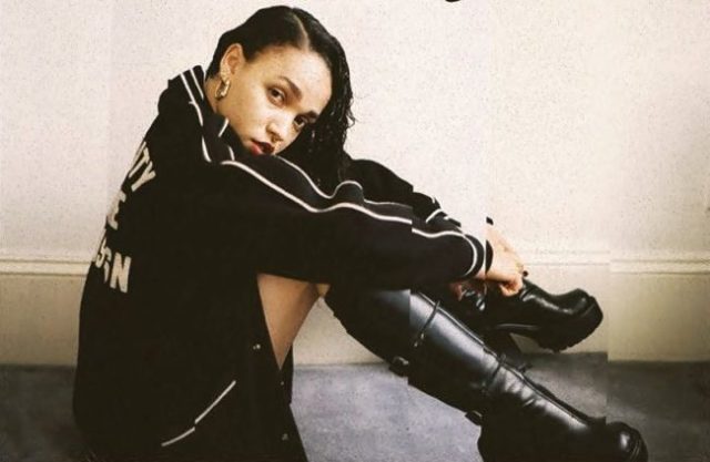 Speváčka FKA twigs