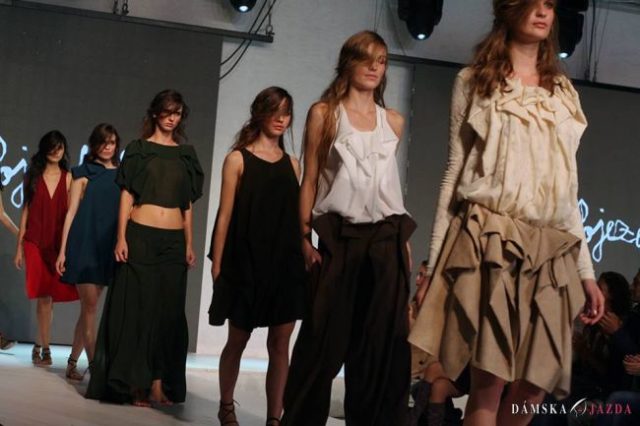 Fashion Live! - Andrea Pojezdálová, VŠVU Atelier 343
