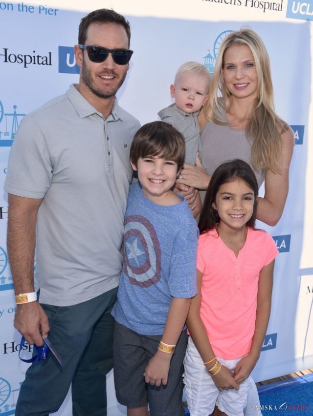 Mark Paul Gosselaar s rodinkou