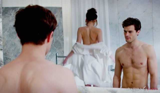 Záber z filmu Päťdesiat odtieňov sivej (Fifty shades of grey)