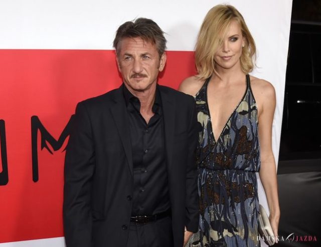 Charlize Theron a Sean Penn na premiére v Los Angeles