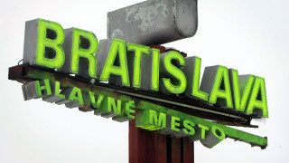 pútač Bratislava Hlavné mesto