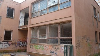 opustená budova škôlky, ulica kpt. Rašu, Dúbravka