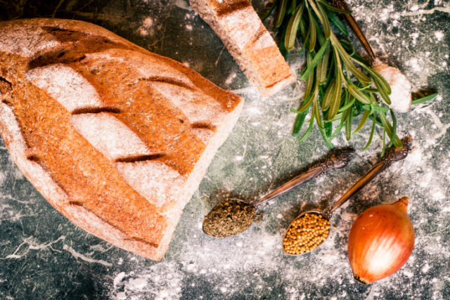 Recepty starých mám: Gazdovský cibuľový chlieb