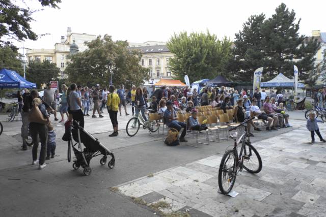 BRATISLAVA: Na bajku do mesta