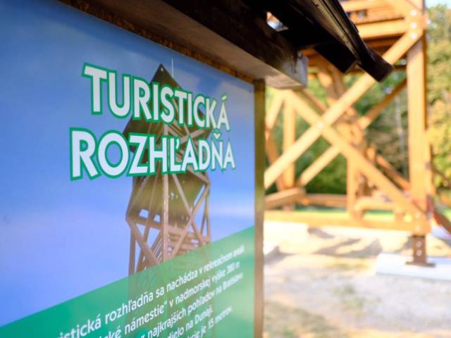 Turisticka_rozhladna.jpg