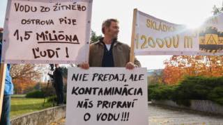 protest proti toxickej skládke vo Vrakuni