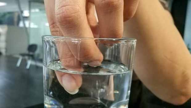 Prsty a voda.jpg