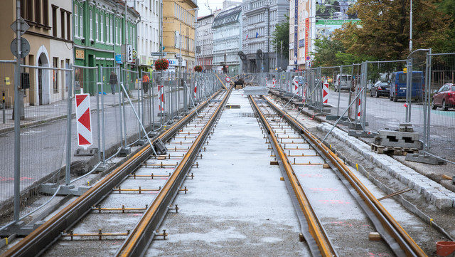 Špitálska ulica, rekonštrukcia, električková trať