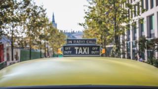 Taxi pixabay 3.jpg