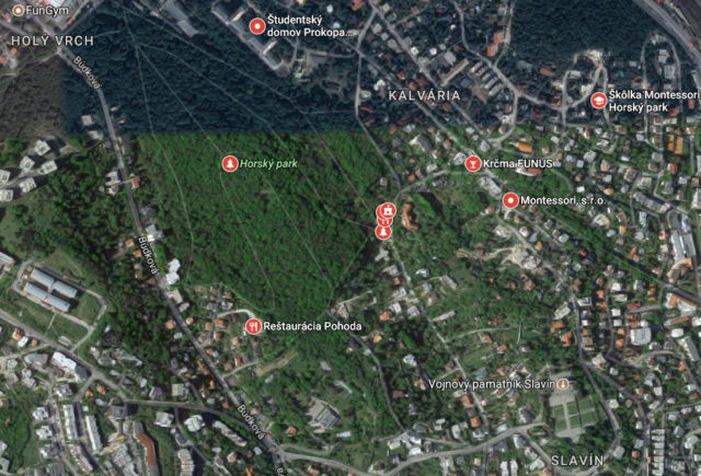 Satelitné zábery Horského parku.