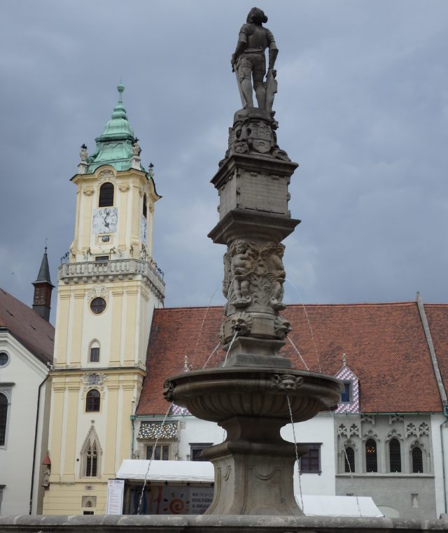 Rolandova fontána, Bratislava
