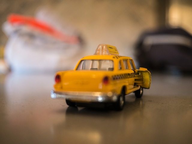 Taxi taxik pixabay 4.jpg