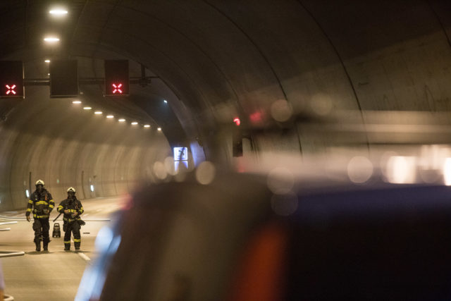 Krízová situácia v tuneli Sitina