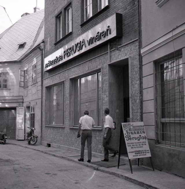 Prvý striptízový bar v Bratislave