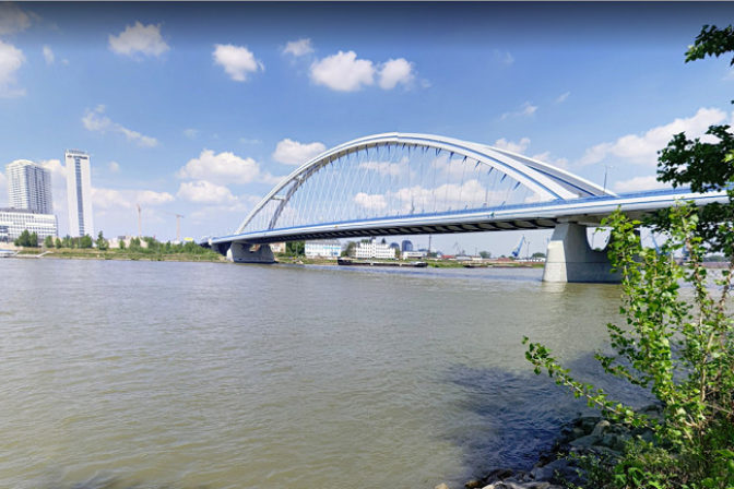 Most apollo bratislava mapy.jpg