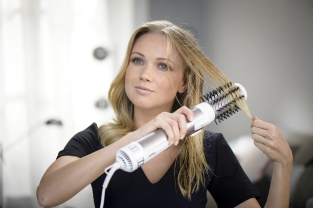 Rowenta_brushactivvolumshinepremiumcare_cf9540.jpg