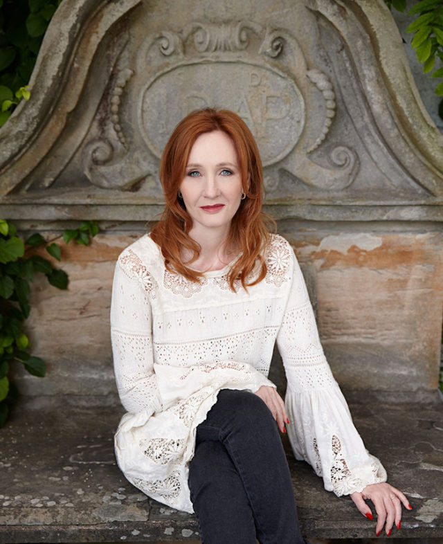 Foto debra hurford brown © j.k. rowling 2018.jpg