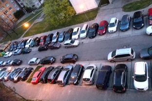 Zmeny v parkovacej politike v Petržalke