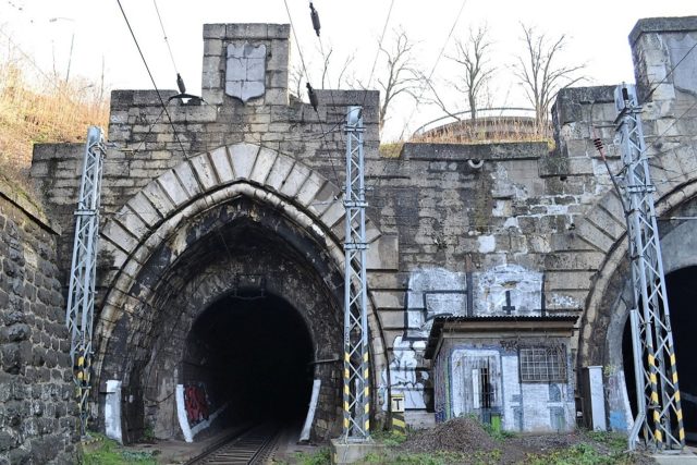 Lamacsky tunel rekonstrukcia doprava.jpg