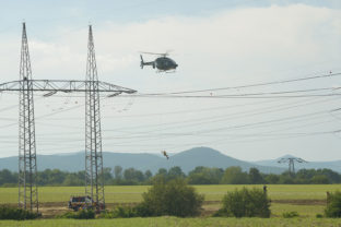 Cvicenie hasicov vystavba elektricka stanica vajnory slovenska elektrizacna prenosova sustava.jpg