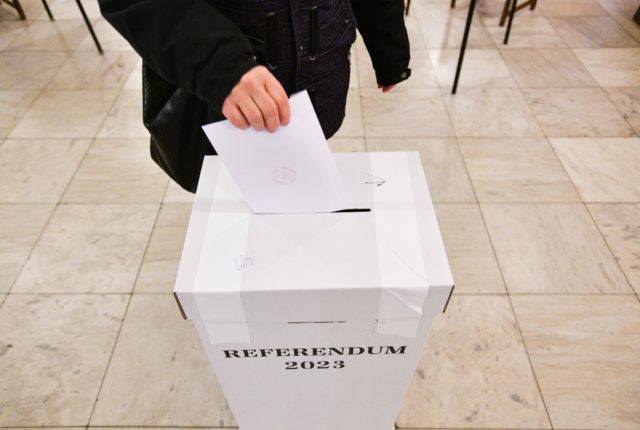 REFERENDUM 2023 Otvorenie volebných miestností