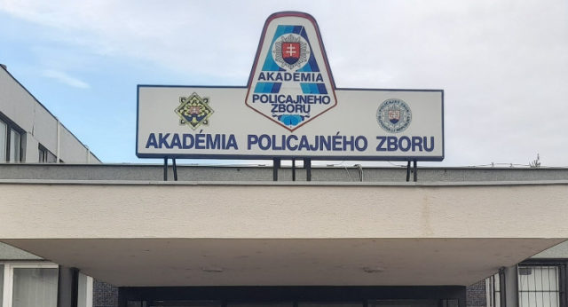 Policia akademia policajneho zboru nehoda.jpg