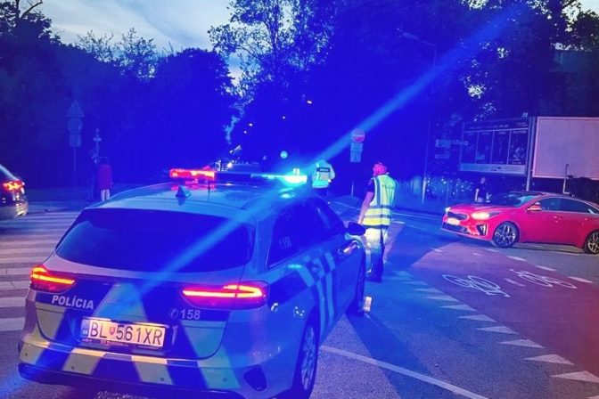 Kolobezk cyklista alkohol policia.jpg