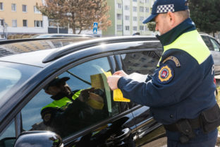 Foto: Mestská polícia Bratislava parkovanie parkovaci system pokuty