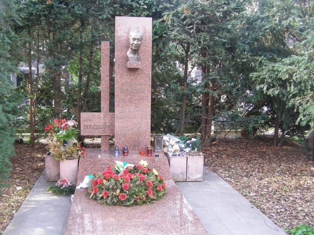 Cintorín Slávičie údolie