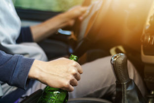 Polícia alkohol za volantom opitý vodic