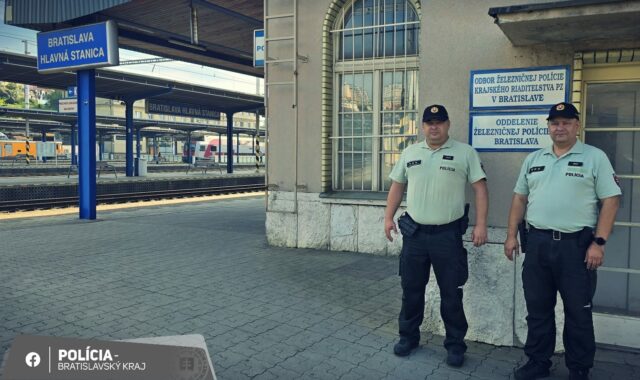 Zeleznicni policajti bratislava pomoc zachrana zivota.jpg