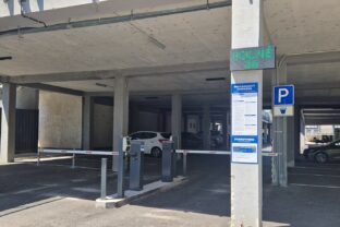 Karlova Ves poliklinika parkovanie parkovisko