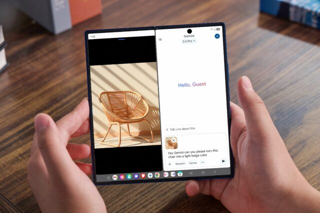 028 lifestyle galaxy zfold7 blueshadow.jpg