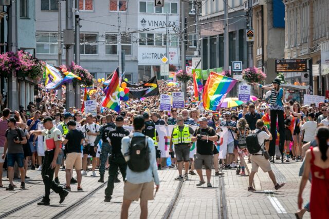 Dúhový pride sprievod obmedzenia doprava