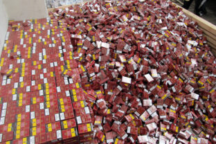 Krakovets,,Ukraine, ,March,,2016:,Smuggled,Cigarettes,Disguised,As,Industrial