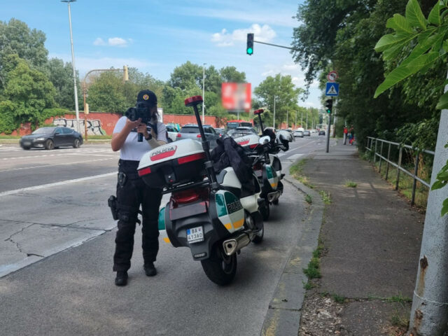 Policia meranie rýchlosť