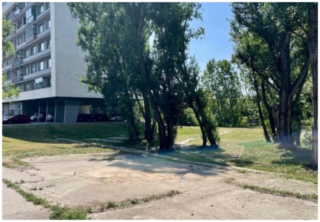 Bratislava rohlik ruzinova.jpg