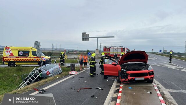 Polícia nehoda diaľnica