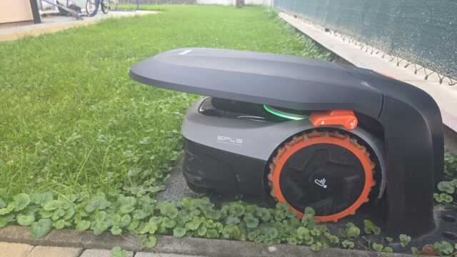 robotická kosačka