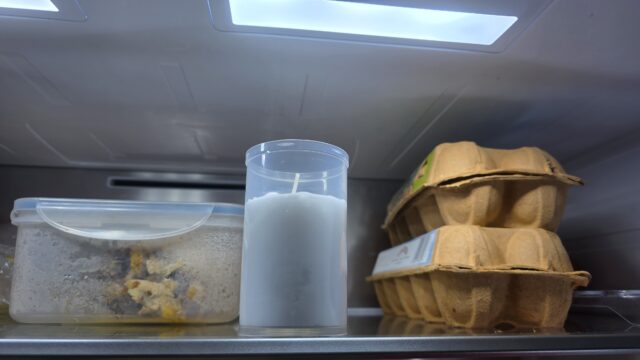 sviečka v chladničke