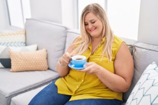 4 čaje, ktoré nielen výborne chutia, ale aj pomáhajú spaľovať tuky