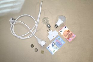 Čo v domácnosti spotrebúva najviac elektriny?