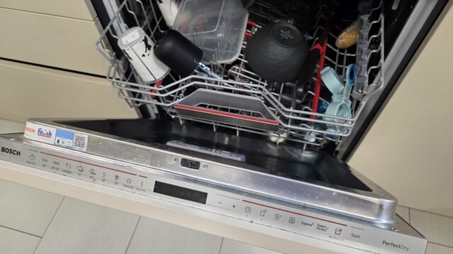 8 vecí, ktoré by ste nikdy nemali dávať do umývačky riadu