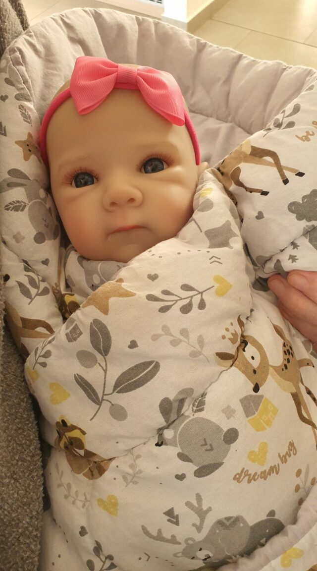 Bábiky pomoc seniorky