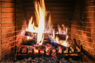 Ako správne kúriť v krbe
